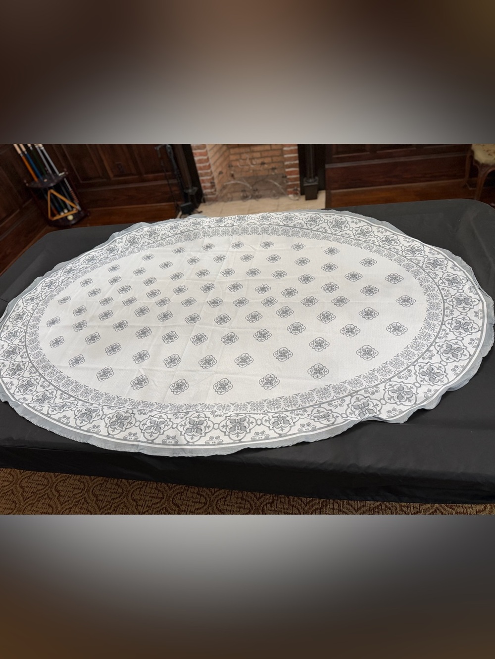 White & Light Sage Oval Tablecloth and Matching Runner